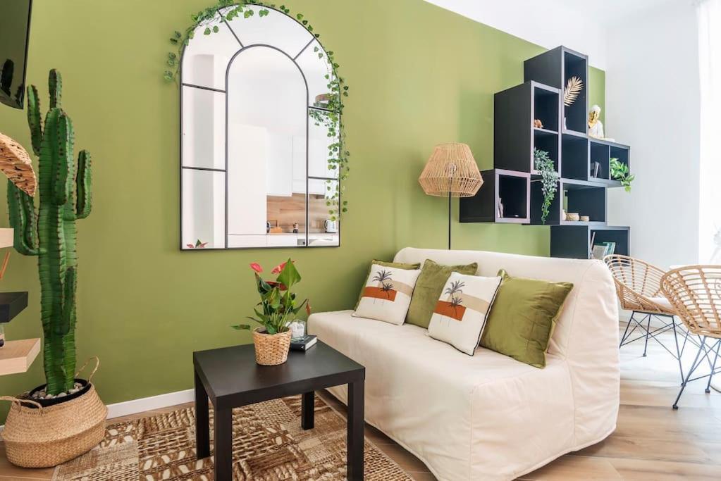 New Jungle & Charming Flat - Zona De Angeli Apartment Milan Luaran gambar