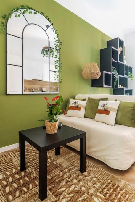 New Jungle & Charming Flat - Zona De Angeli Apartment Milan Luaran gambar