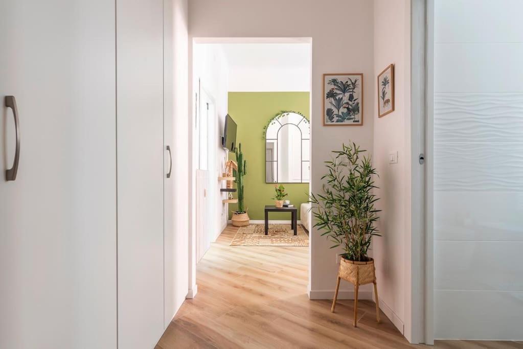 New Jungle & Charming Flat - Zona De Angeli Apartment Milan Luaran gambar