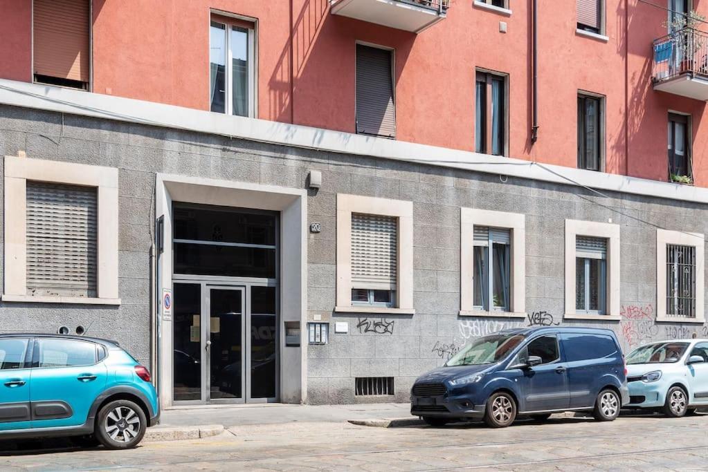 New Jungle & Charming Flat - Zona De Angeli Apartment Milan Luaran gambar