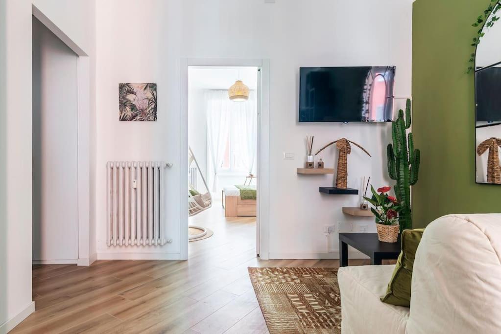 New Jungle & Charming Flat - Zona De Angeli Apartment Milan Luaran gambar
